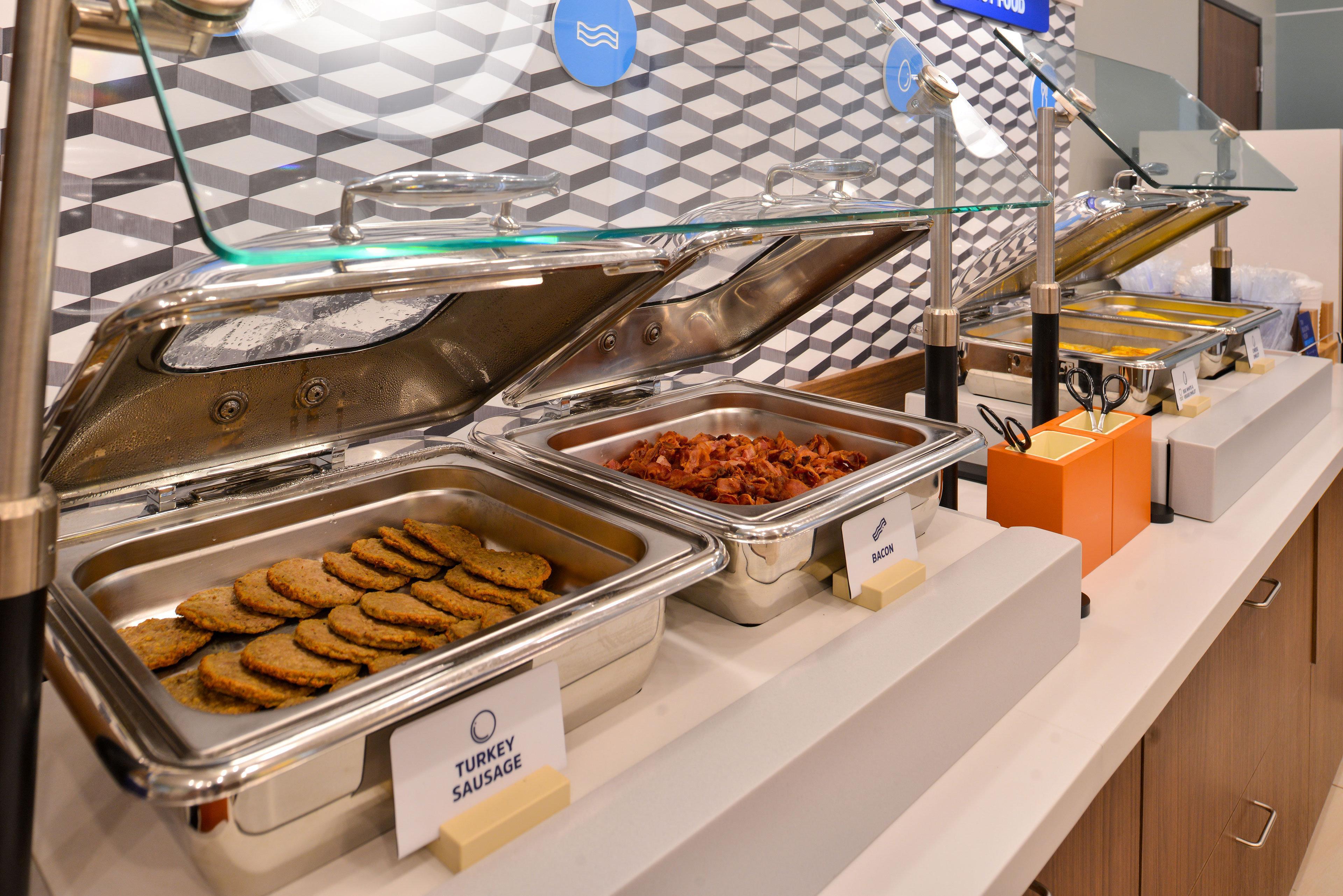 Holiday Inn Express And Suites Beeville By Ihg Exteriör bild